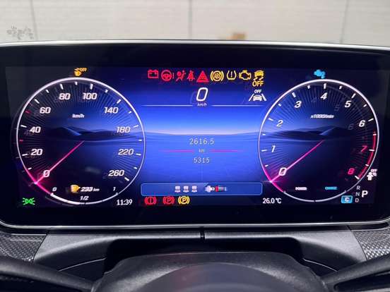 MERCEDES-BENZ-C 300-2025