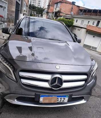 MERCEDES-BENZ-GLA 200-2017