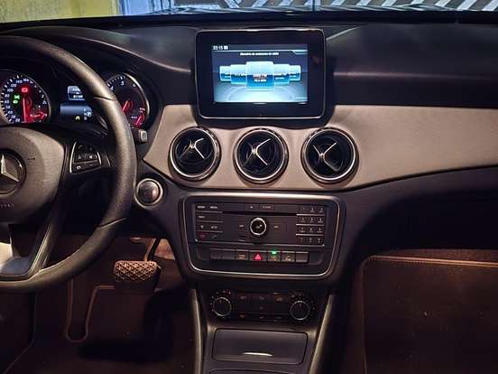 MERCEDES-BENZ-GLA 200-1.6 CGI ADVANCE 16V TURBO FLEX 4P AUTOMÁTICO MERCEDES-BENZ-GLA 200-2017