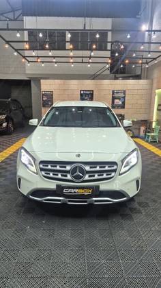 MERCEDES-BENZ GLA 200 1.6 CGI FLEX ADVANCE 7G-DCT