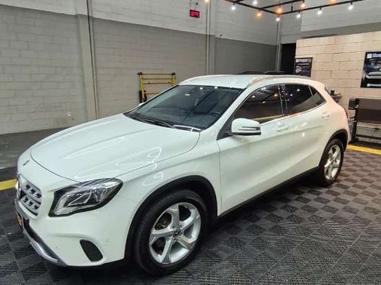MERCEDES-BENZ-GLA 200-1.6 CGI FLEX ADVANCE 7G-DCT MERCEDES-BENZ-GLA 200-2019