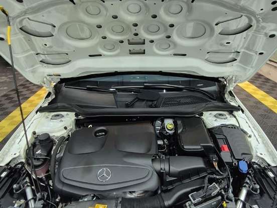 MERCEDES-BENZ-GLA 200-1.6 CGI FLEX ADVANCE 7G-DCT MERCEDES-BENZ-GLA 200-2019