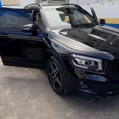 MERCEDES-BENZ-GLB 200-2021