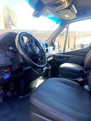 MERCEDES-BENZ-SPRINTER-2023