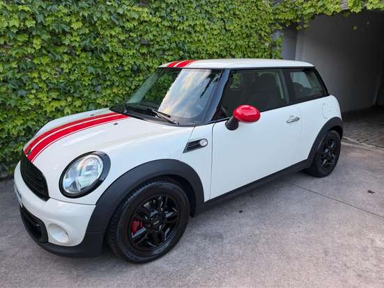 MINI-ONE-2012