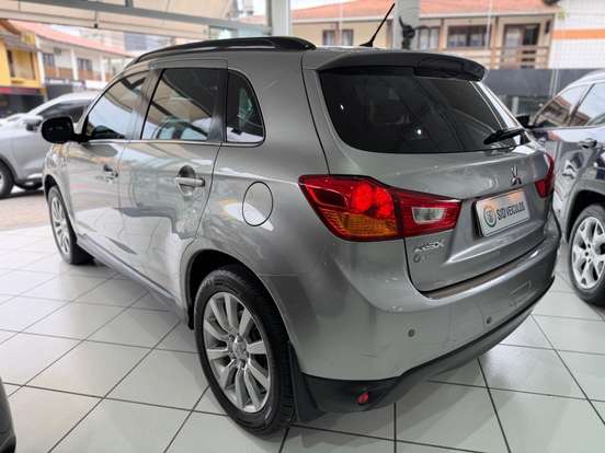 MITSUBISHI-ASX-2016