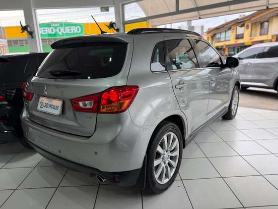 MITSUBISHI-ASX-2016