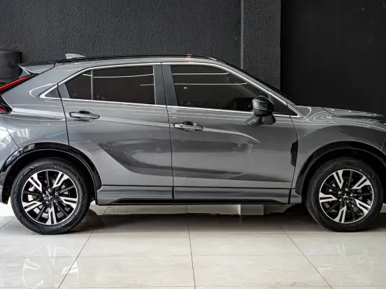 MITSUBISHI-ECLIPSE CROSS-1.5 MIVEC TURBO GASOLINA HPE-S CVT MITSUBISHI-ECLIPSE CROSS-2024