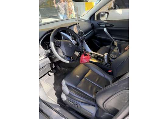 MITSUBISHI-ECLIPSE CROSS-1.5 MIVEC TURBO GASOLINA HPE CVT MITSUBISHI-ECLIPSE CROSS-2024