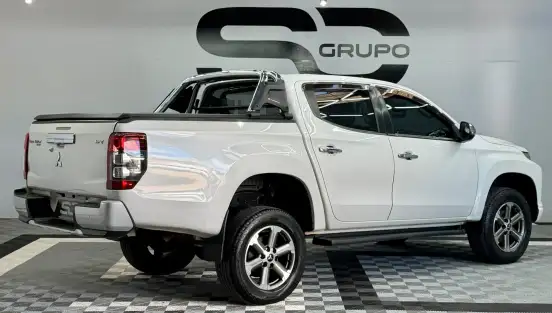 MITSUBISHI-L200 TRITON-2021