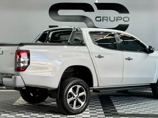 MITSUBISHI-L200 TRITON-2.4 16V TURBO DIESEL SPORT HPE CD 4P 4X4 AUTOMÁTICO MITSUBISHI-L200 TRITON-2021