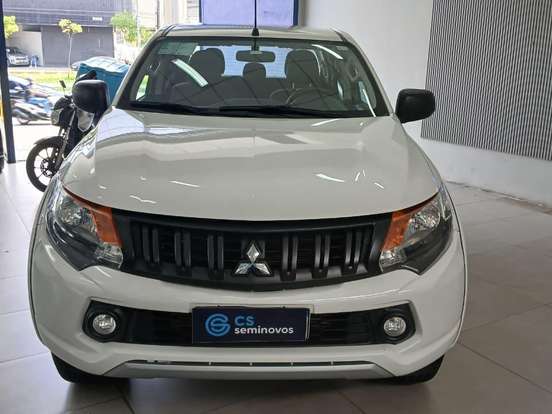 MITSUBISHI-L200 TRITON-2.4 16V TURBO DIESEL SPORT GLS CD 4P 4X4 AUTOMÁTICO MITSUBISHI-L200 TRITON-2024