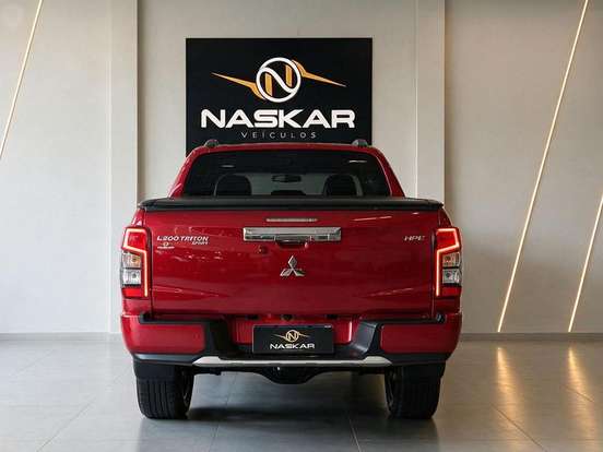 MITSUBISHI-L200 TRITON-2.4 16V TURBO DIESEL SPORT HPE CD 4P 4X4 AUTOMÁTICO MITSUBISHI-L200 TRITON-2023