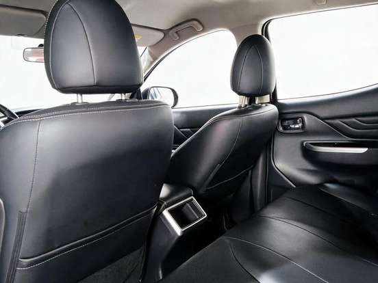 MITSUBISHI-L200 TRITON-2023
