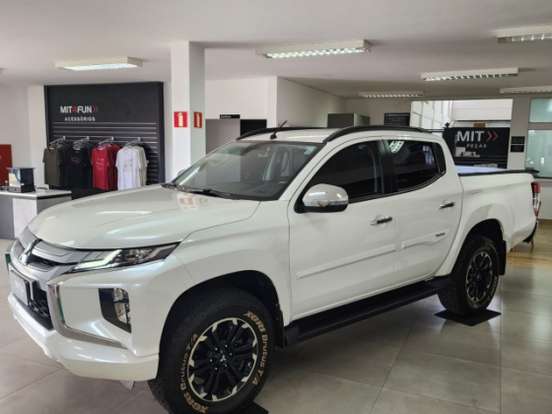 MITSUBISHI-L200 TRITON-2.4 16V TURBO DIESEL SPORT HPE CD 4P 4X4 AUTOMÁTICO MITSUBISHI-L200 TRITON-2022