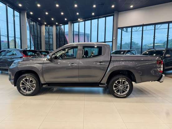 MITSUBISHI-L200 TRITON-2021