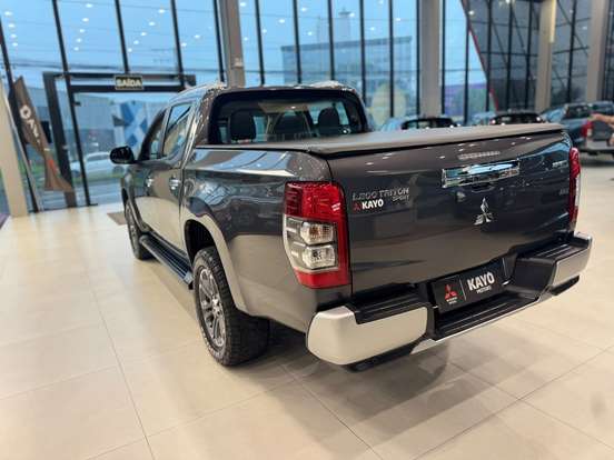 MITSUBISHI-L200 TRITON-2.4 16V TURBO DIESEL SPORT HPE-S CD 4P 4X4 AUTOMÁTICO MITSUBISHI-L200 TRITON-2021