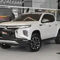 MITSUBISHI L200 TRITON 2.4 16V TURBO DIESEL SPORT HPE-S CD 4P 4X4 AUTOMÁTICO MITSUBISHI L200 TRITON 2.4 16V TURBO DIESEL SPORT HPE-S CD 4P 4X4 AUTOMÁTICO