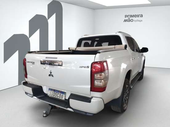 MITSUBISHI-L200 TRITON-2024