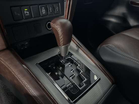 MITSUBISHI-L200 TRITON-2024