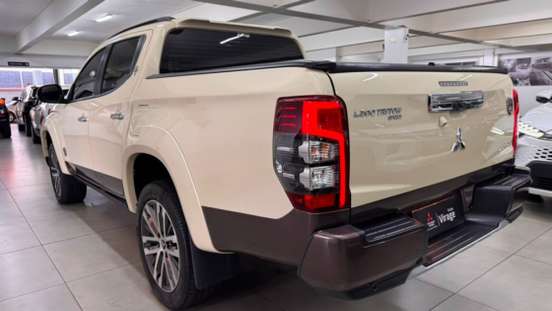 MITSUBISHI-L200 TRITON-2024