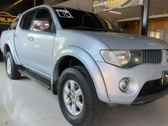 MITSUBISHI-L200 TRITON-3.5 4X4 CD V6 24V FLEX 4P AUTOMÁTICO MITSUBISHI-L200 TRITON-2010