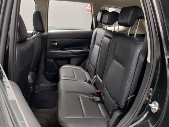 MITSUBISHI-OUTLANDER-2.0 16V GASOLINA 4P AUTOMÁTICO MITSUBISHI-OUTLANDER-2013