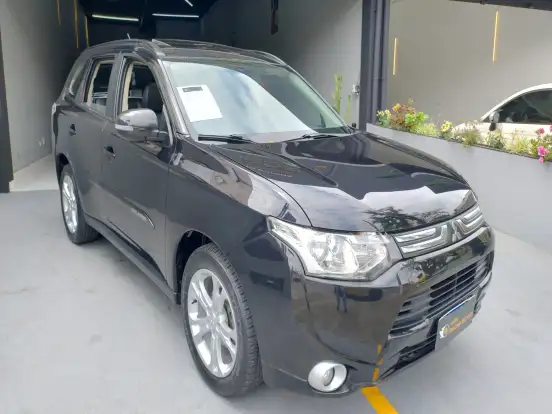 MITSUBISHI-OUTLANDER-2.0 16V GASOLINA 4P AUTOMÁTICO MITSUBISHI-OUTLANDER-2013