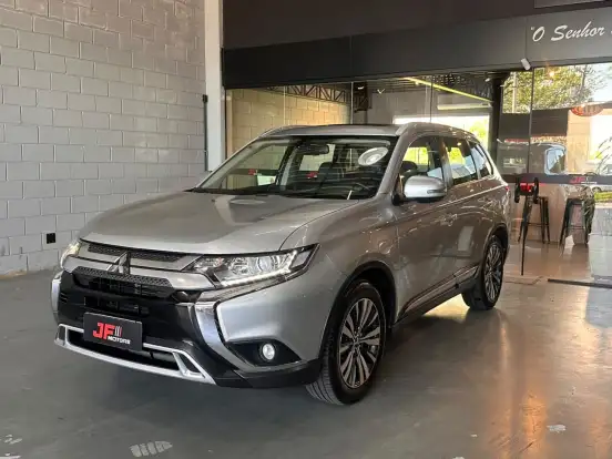MITSUBISHI-OUTLANDER-2.0 MIVEC GASOLINA GLS AUTOMÁTICO MITSUBISHI-OUTLANDER-2018