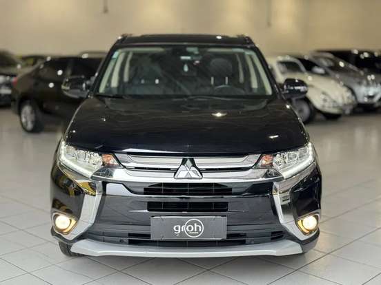 MITSUBISHI-OUTLANDER-3.0 GT 4X4 V6 24V GASOLINA 4P AUTOMÁTICO MITSUBISHI-OUTLANDER-2015