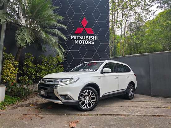 MITSUBISHI-OUTLANDER-3.0 GT 4X4 V6 24V GASOLINA 4P AUTOMÁTICO MITSUBISHI-OUTLANDER-2018