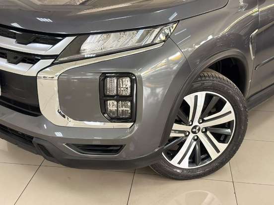MITSUBISHI-OUTLANDER SPORT-2.0 MIVEC FLEX HPE AUTOMÁTICO MITSUBISHI-OUTLANDER SPORT-2021