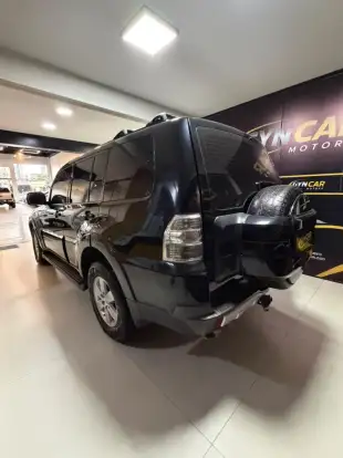 MITSUBISHI-PAJERO-2008