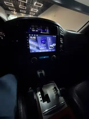 MITSUBISHI-PAJERO-2008