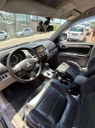 MITSUBISHI-PAJERO DAKAR-2011