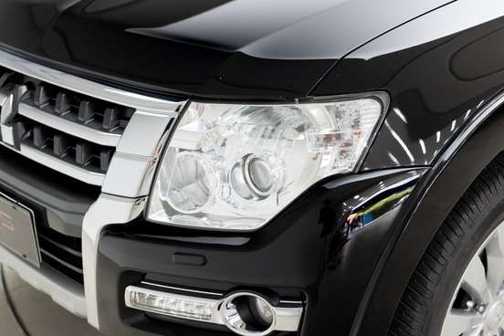 MITSUBISHI-PAJERO FULL-2014