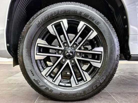MITSUBISHI-PAJERO SPORT-2.4 16V MIVEC TURBO DIESEL HPE AWD AUTOMÁTICO MITSUBISHI-PAJERO SPORT-2022