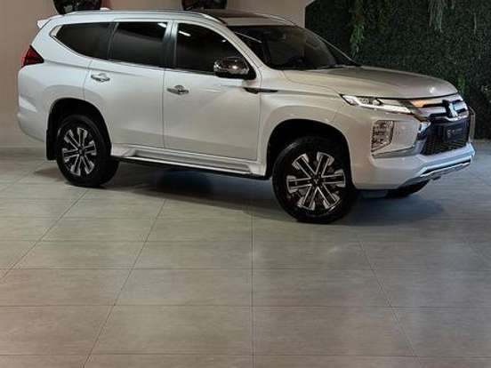 MITSUBISHI-PAJERO SPORT-2.4 16V MIVEC TURBO DIESEL HPE-S AWD AUTOMÁTICO MITSUBISHI-PAJERO SPORT-2023