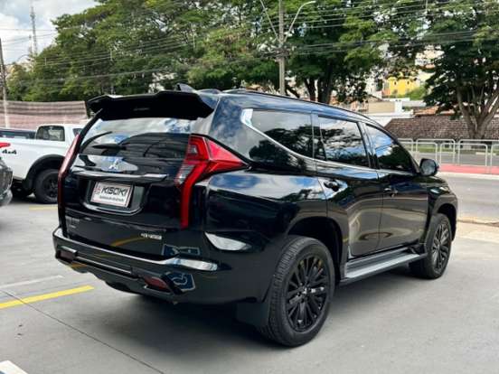 MITSUBISHI-PAJERO SPORT-2.4 16V MIVEC TURBO DIESEL LEGEND BLACK AWD AUTOMÁTICO MITSUBISHI-PAJERO SPORT-2024