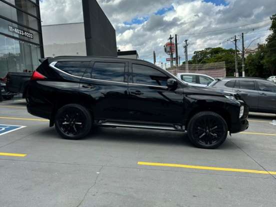 MITSUBISHI-PAJERO SPORT-2.4 16V MIVEC TURBO DIESEL LEGEND BLACK AWD AUTOMÁTICO MITSUBISHI-PAJERO SPORT-2024