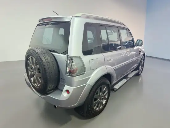 MITSUBISHI-PAJERO TR4-2.0 4X2 16V 140CV FLEX 4P AUTOMÁTICO MITSUBISHI-PAJERO TR4-2015
