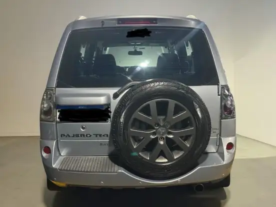 MITSUBISHI-PAJERO TR4-2.0 4X2 16V 140CV FLEX 4P AUTOMÁTICO MITSUBISHI-PAJERO TR4-2015