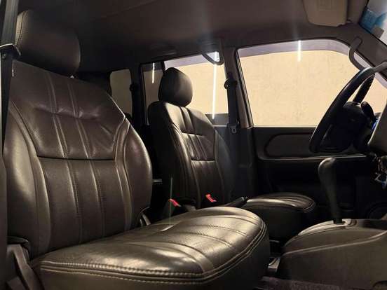MITSUBISHI-PAJERO TR4-2.0 4X2 16V 140CV FLEX 4P AUTOMÁTICO MITSUBISHI-PAJERO TR4-2013