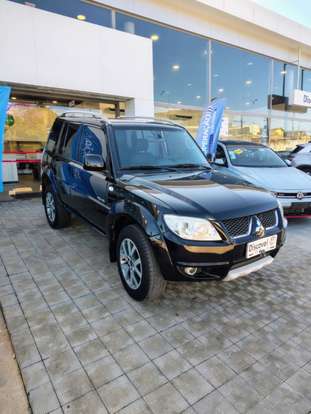 MITSUBISHI-PAJERO TR4-2012