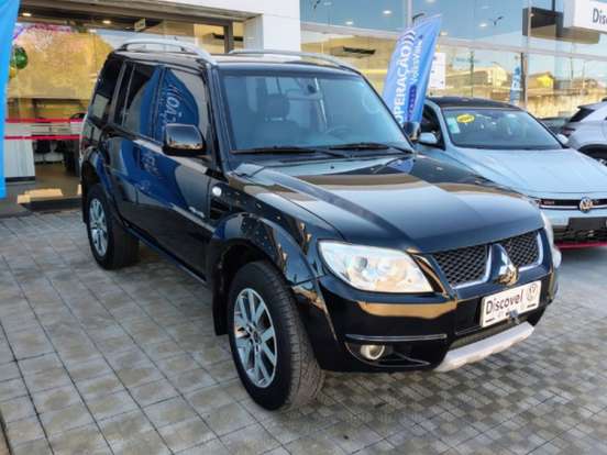 MITSUBISHI-PAJERO TR4-2.0 4X4 16V 140CV FLEX 4P AUTOMÁTICO MITSUBISHI-PAJERO TR4-2012