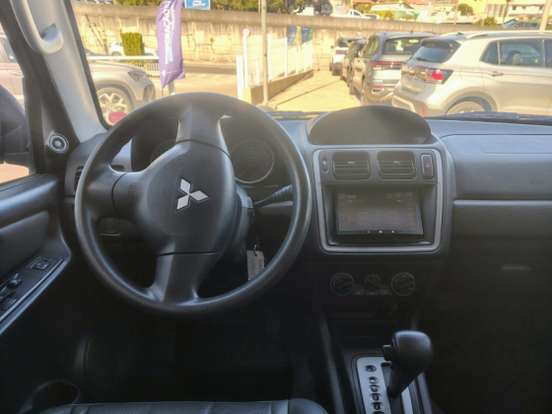 MITSUBISHI-PAJERO TR4-2.0 4X4 16V 140CV FLEX 4P AUTOMÁTICO MITSUBISHI-PAJERO TR4-2012