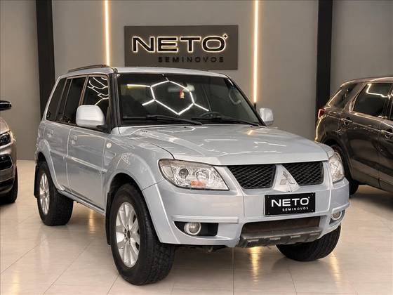 MITSUBISHI PAJERO TR4 2.0 4X4 16V 140CV FLEX 4P MANUAL