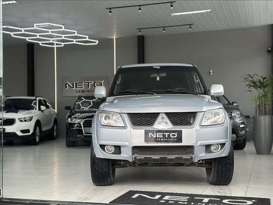 MITSUBISHI-PAJERO TR4-2.0 4X4 16V 140CV FLEX 4P MANUAL MITSUBISHI-PAJERO TR4-2011
