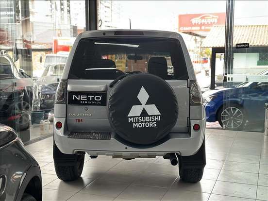 MITSUBISHI-PAJERO TR4-2011