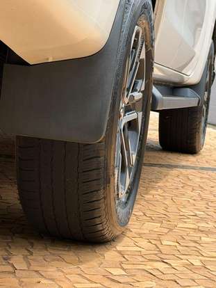 MITSUBISHI-TRITON-2024